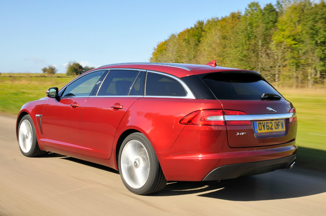 Обзор Jaguar XF Sportbrake 2012 года