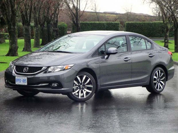 Тест драйв Honda Civic Touring седан 2013 года
