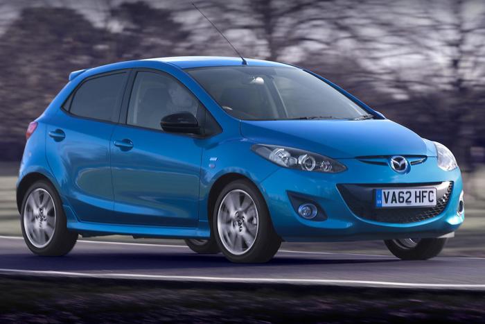 Новые версии Mazda2 и Mazda MX-5 уже в продаже