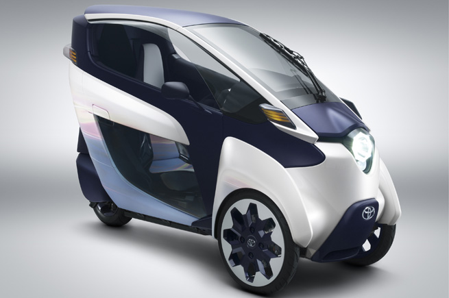 Показан электрический Toyota i-Road 2013 года