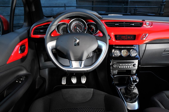 Фото Ситроен DS3 Red DSport